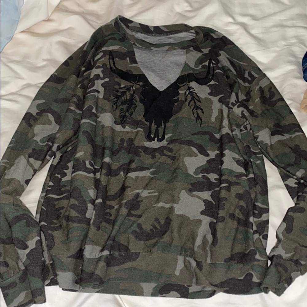 Boutique camo sweatshirt
